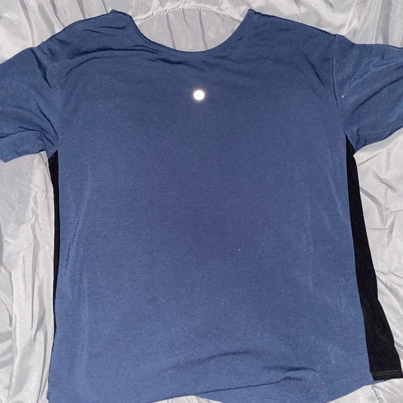 Girls tee - Picture 2 of 2